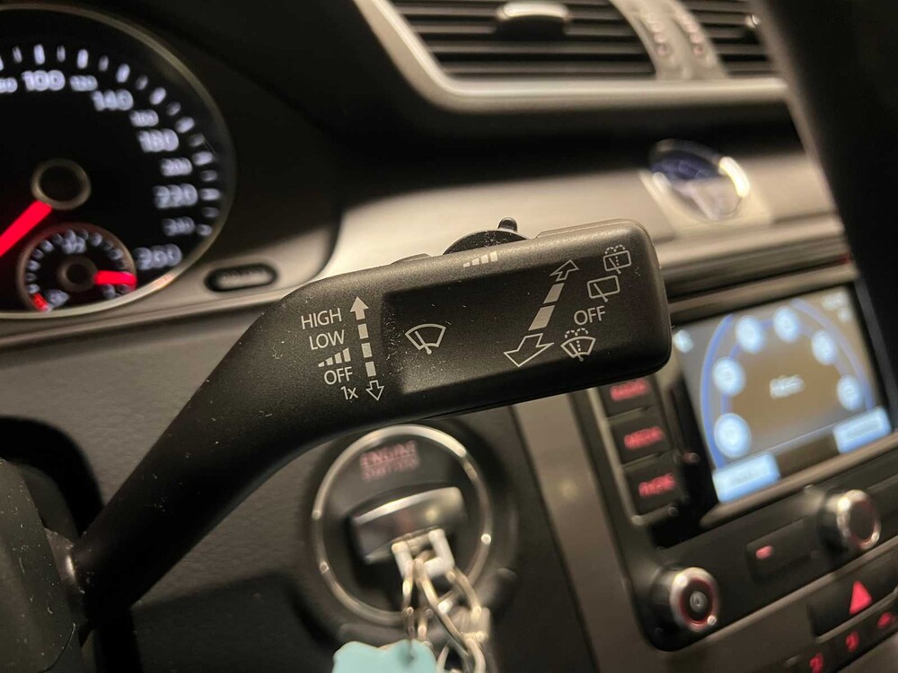 Volkswagen Passat Variant 2.0 TDI Comfortline BlueMotion 140hp 2012, 31-TNG-7