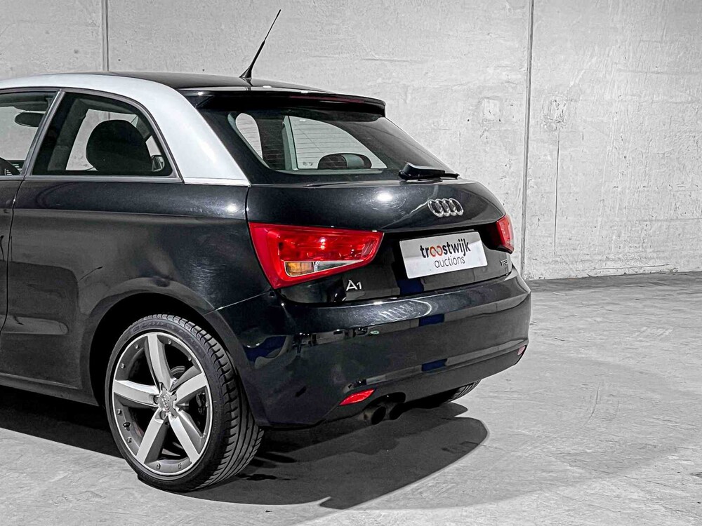 Audi A1 1.4 TFSI 119g. Attraction Pro Line Business 122hp 2010, 25-NRD-8