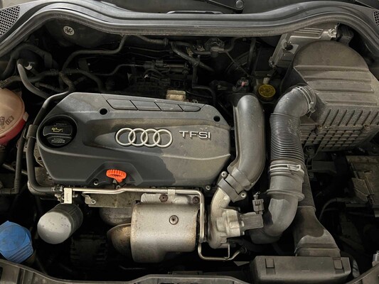 Audi A1 1.4 TFSI 119g. Attraction Pro Line Business 122hp 2010, 25-NRD-8