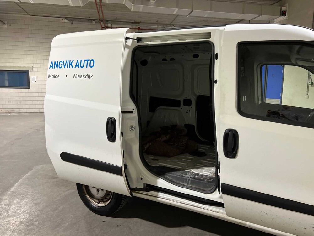 Opel Combo 1.3 CDTi L1H1 Edition 95PS 2017, V-346-HB Nutzfahrzeug