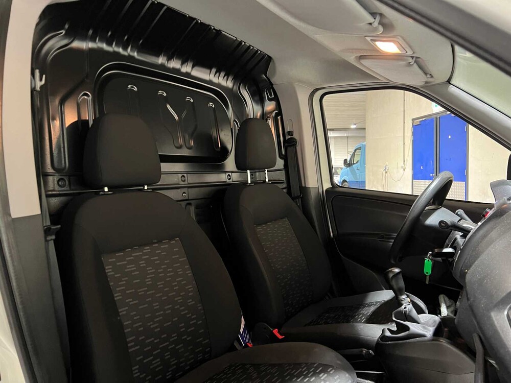 Opel Combo 1.3 CDTi L1H1 Edition 95PS 2017, V-346-HB Nutzfahrzeug