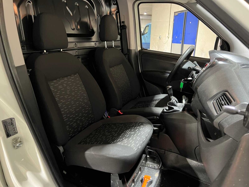 Opel Combo 1.3 CDTi L1H1 Edition 95PS 2017, V-346-HB Nutzfahrzeug