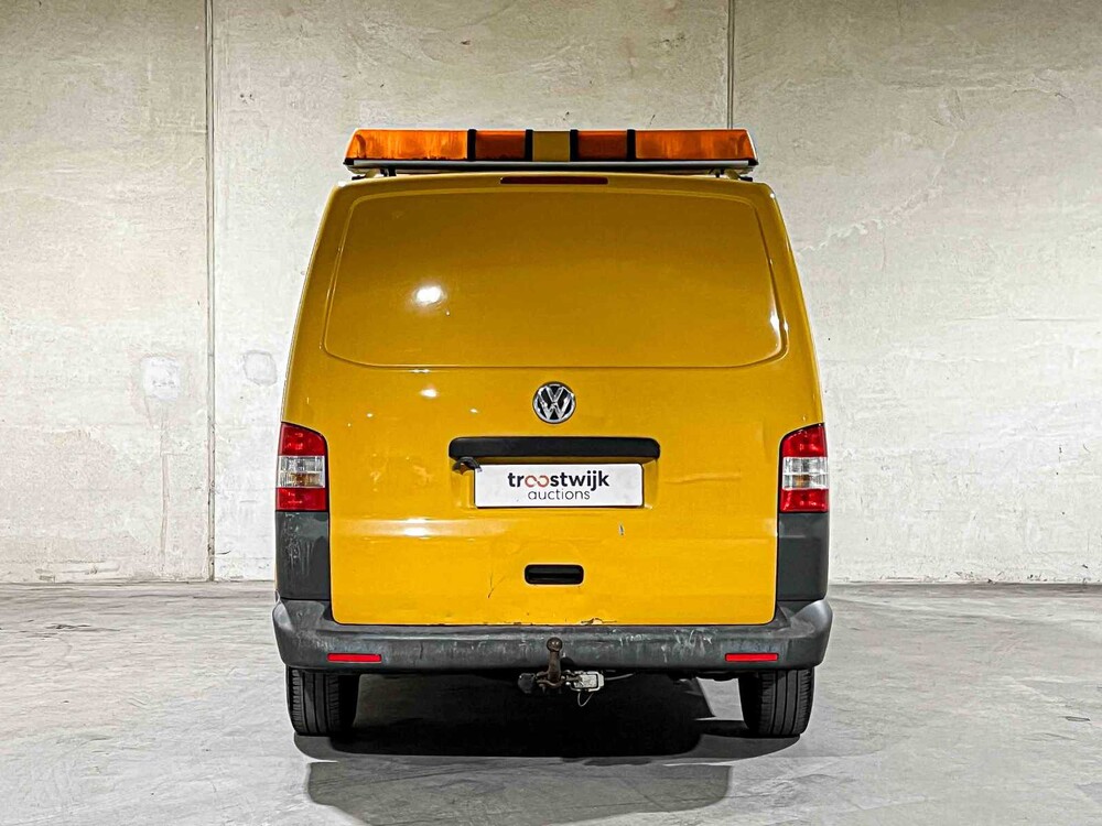 Volkswagen Transporter 2.0 TDI L2H1 4Motion DC Trendline 140PS 2010, 8-VHK-96 Nutzfahrzeug