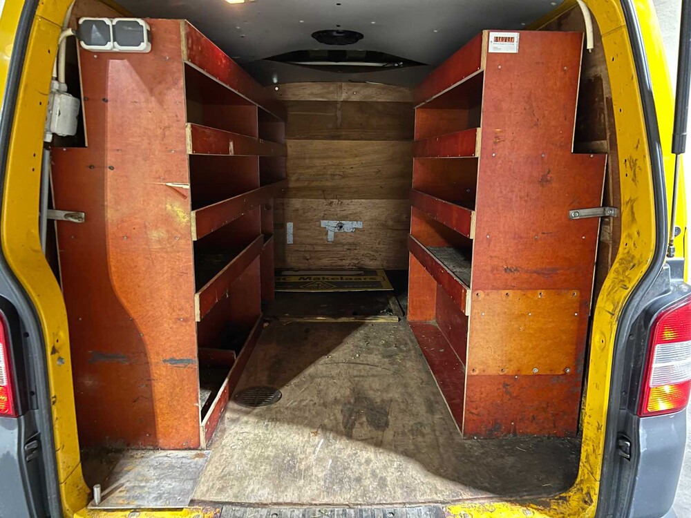 Volkswagen Transporter 2.0 TDI L2H1 4Motion DC Trendline 140PS 2010, 8-VHK-96 Nutzfahrzeug