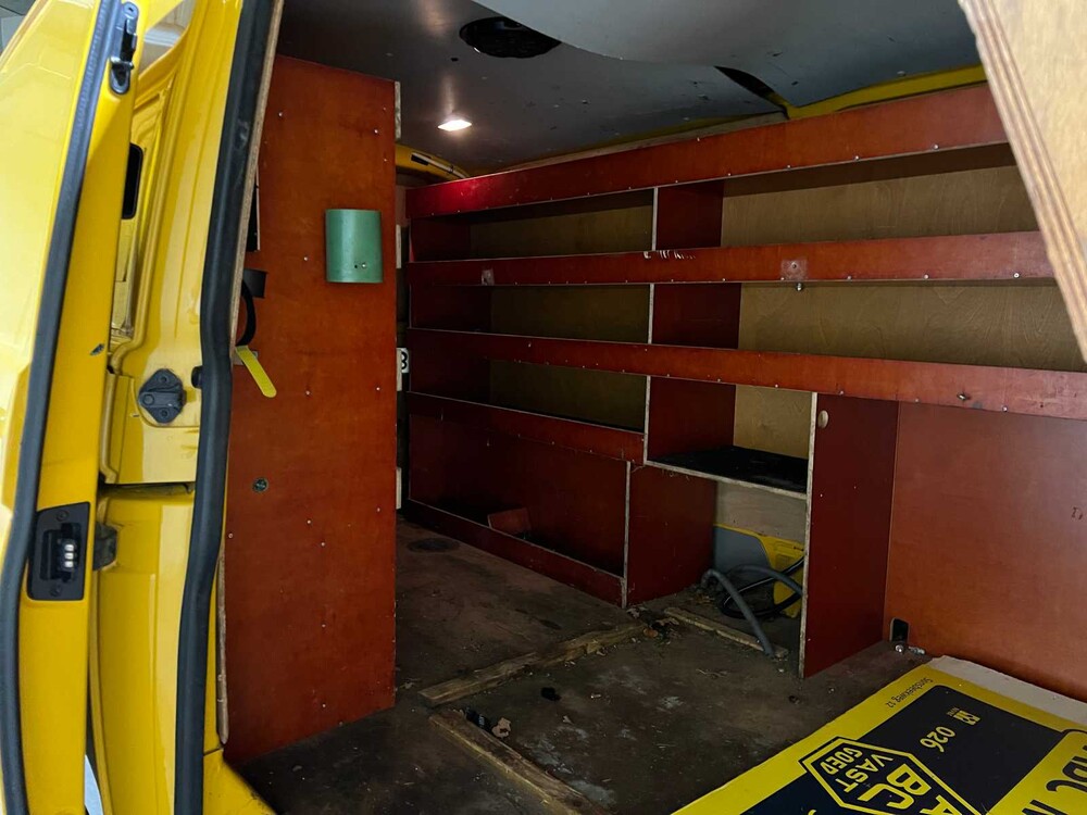 Volkswagen Transporter 2.0 TDI L2H1 4Motion DC Trendline 140PS 2010, 8-VHK-96 Nutzfahrzeug