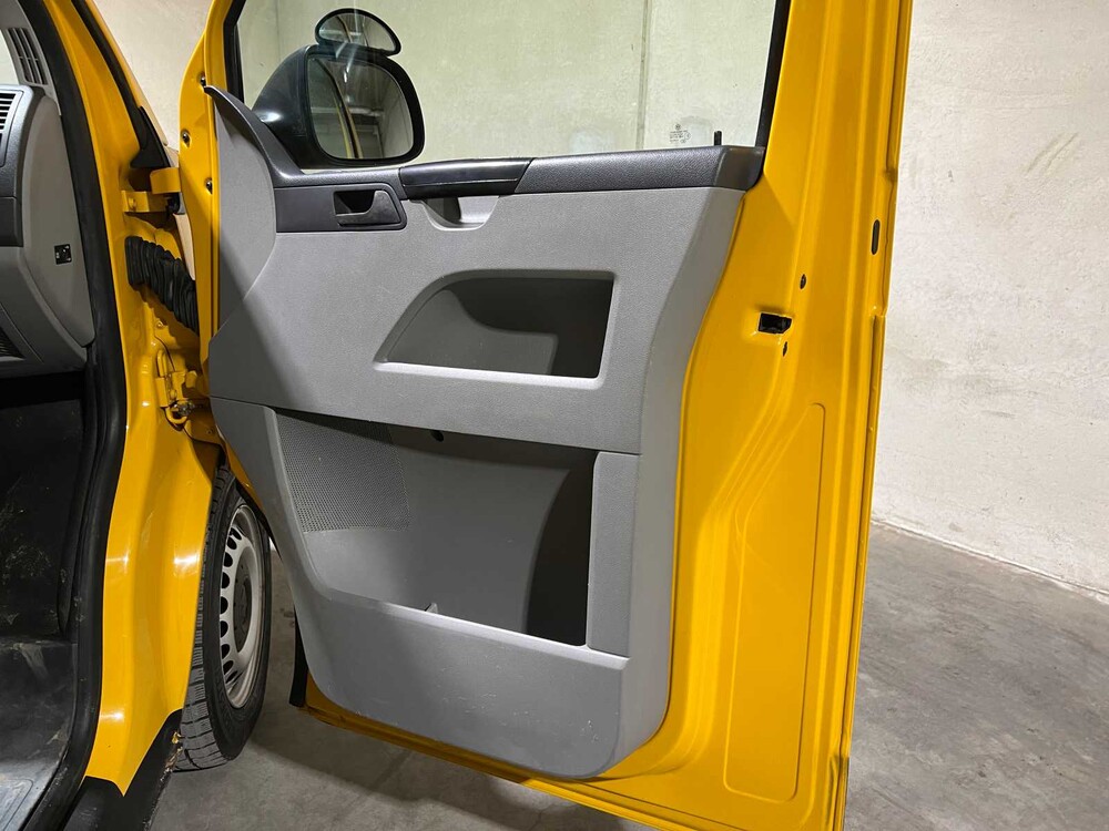 Volkswagen Transporter 2.0 TDI L2H1 4Motion DC Trendline 140PS 2010, 8-VHK-96 Nutzfahrzeug