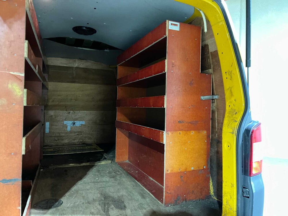 Volkswagen Transporter 2.0 TDI L2H1 4Motion DC Trendline 140PS 2010, 8-VHK-96 Nutzfahrzeug