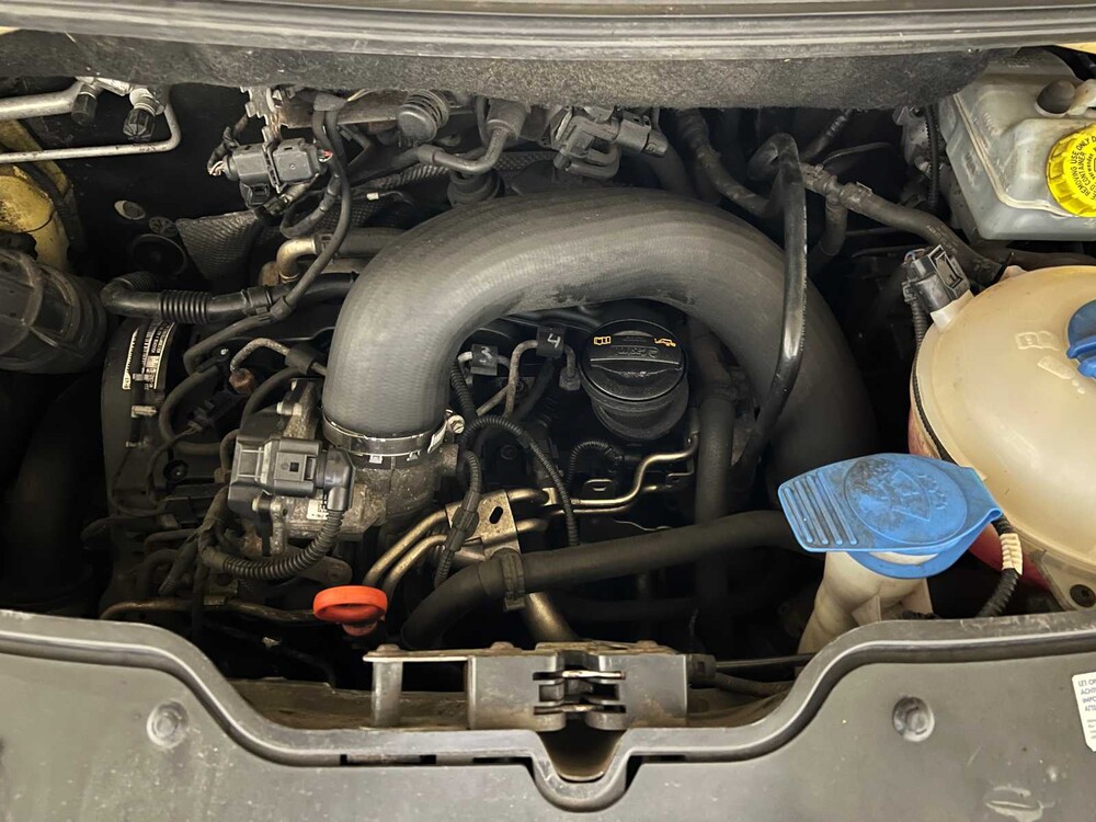 Volkswagen Transporter 2.0 TDI L2H1 4Motion DC Trendline 140PS 2010, 8-VHK-96 Nutzfahrzeug