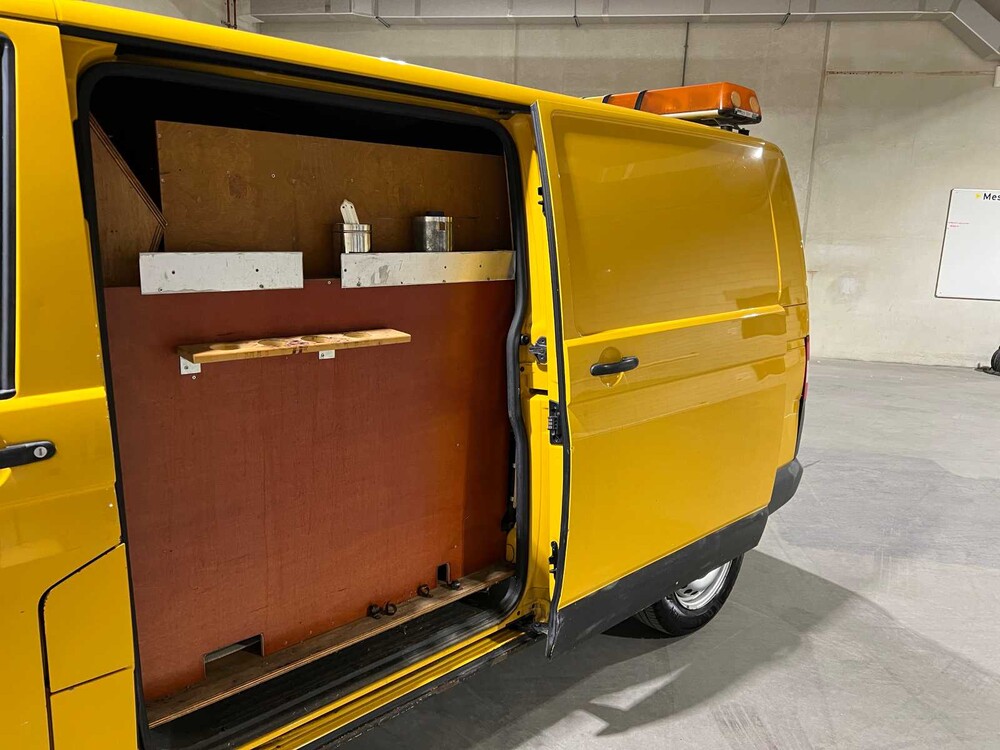 Volkswagen Transporter 2.0 TDI L2H1 4Motion DC Trendline 140PS 2010, 8-VHK-96 Nutzfahrzeug