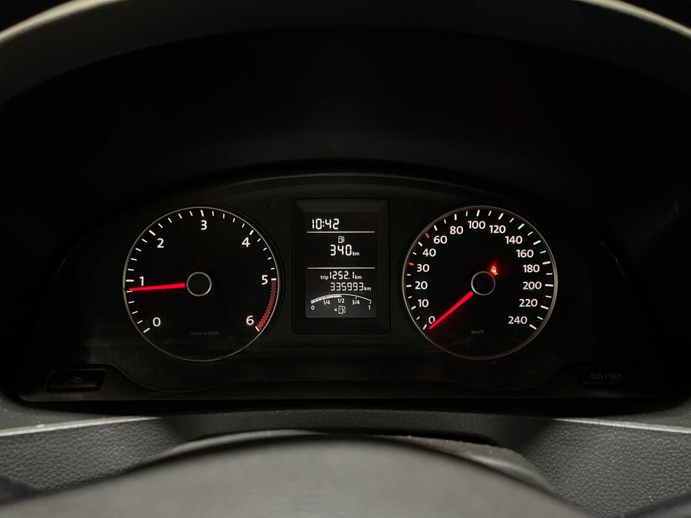 Volkswagen Transporter 2.0 TDI L2H1 4Motion DC Trendline 140PS 2010, 8-VHK-96 Nutzfahrzeug