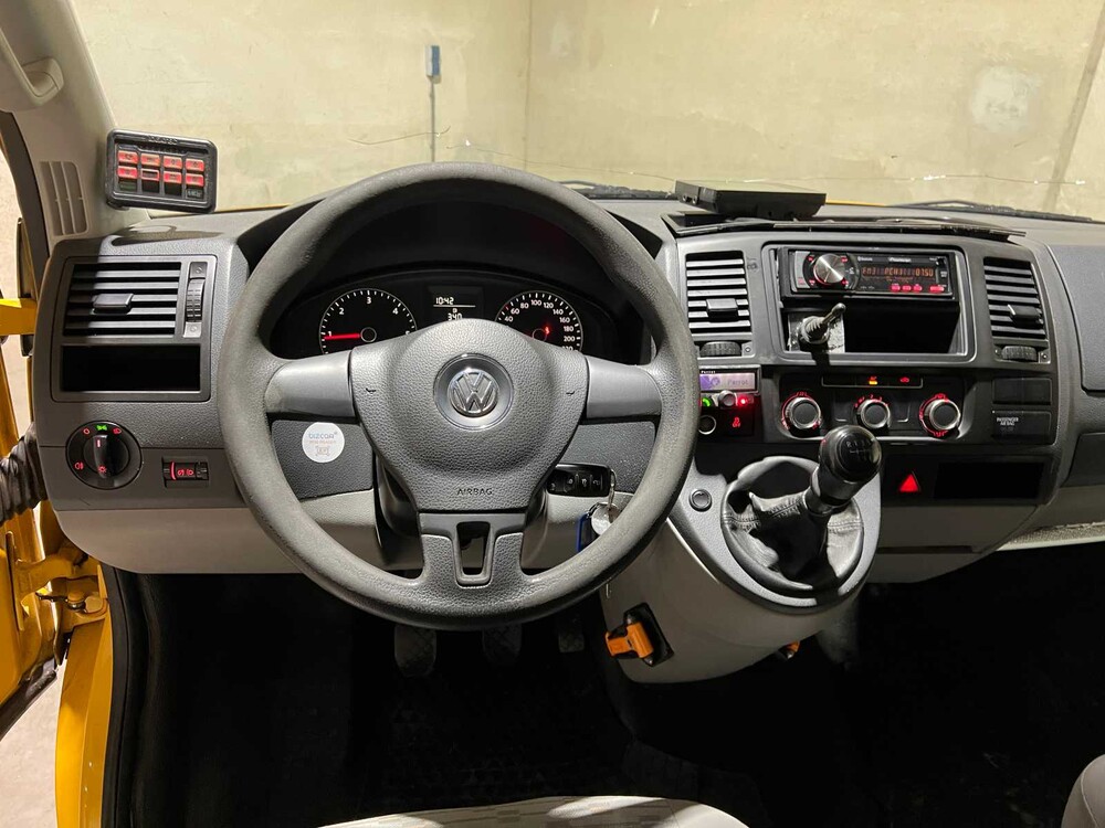 Volkswagen Transporter 2.0 TDI L2H1 4Motion DC Trendline 140PS 2010, 8-VHK-96 Nutzfahrzeug