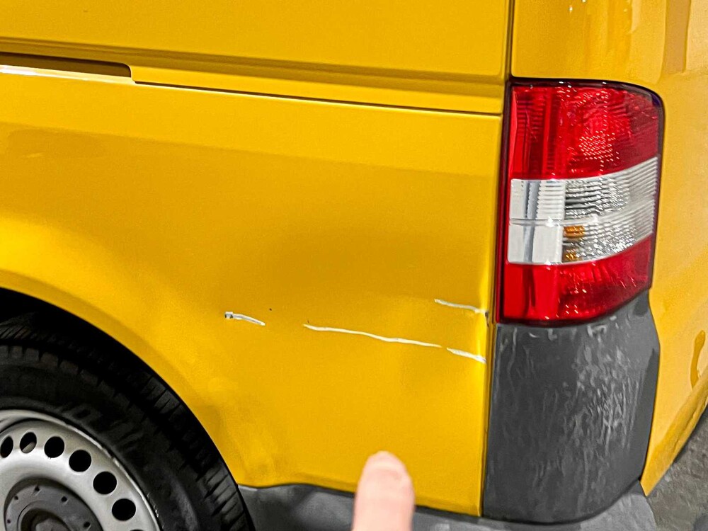 Volkswagen Transporter 2.0 TDI L2H1 4Motion DC Trendline 140PS 2010, 8-VHK-96 Nutzfahrzeug