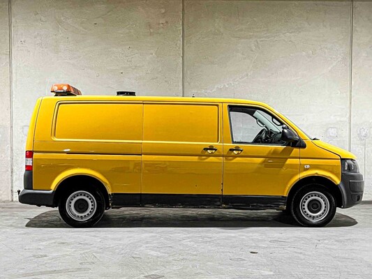 Volkswagen Transporter 2.0 TDI L2H1 4Motion DC Trendline 140hp 2010, 8-VHK-96 Commercial Vehicle