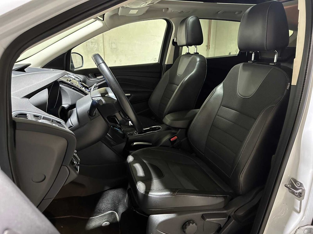 Ford Kuga 2.0 TDCI Titanium Plus 4WD 163pk 2014, N-888-XX