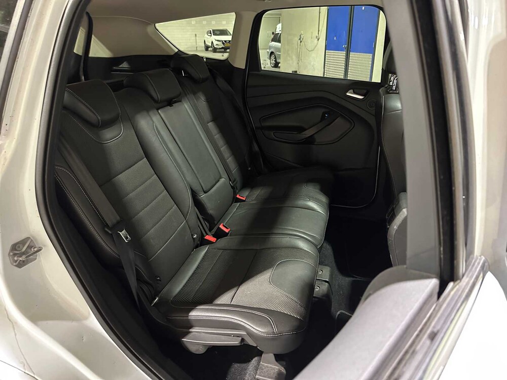 Ford Kuga 2.0 TDCI Titanium Plus 4WD 163pk 2014, N-888-XX