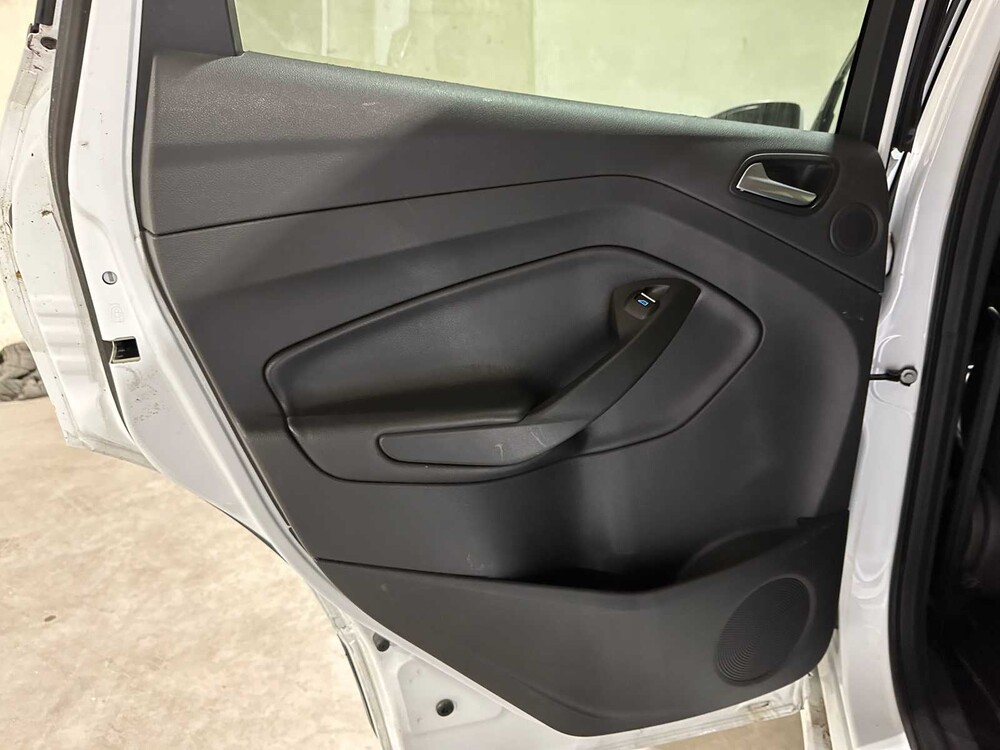 Ford Kuga 2.0 TDCI Titanium Plus 4WD 163pk 2014, N-888-XX