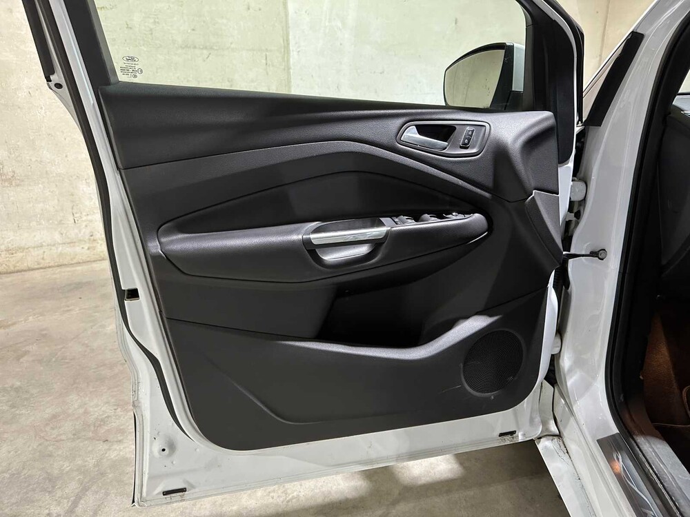 Ford Kuga 2.0 TDCI Titanium Plus 4WD 163pk 2014, N-888-XX