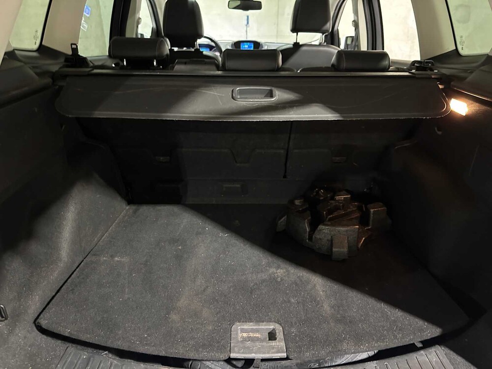 Ford Kuga 2.0 TDCI Titanium Plus 4WD 163pk 2014, N-888-XX