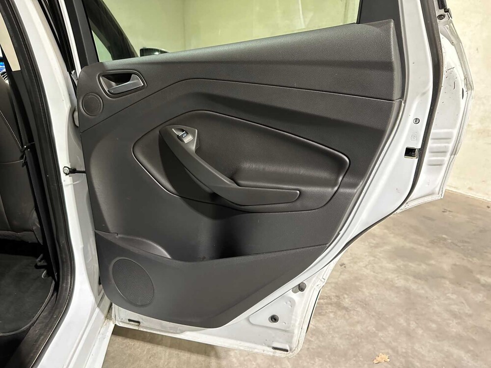 Ford Kuga 2.0 TDCI Titanium Plus 4WD 163pk 2014, N-888-XX