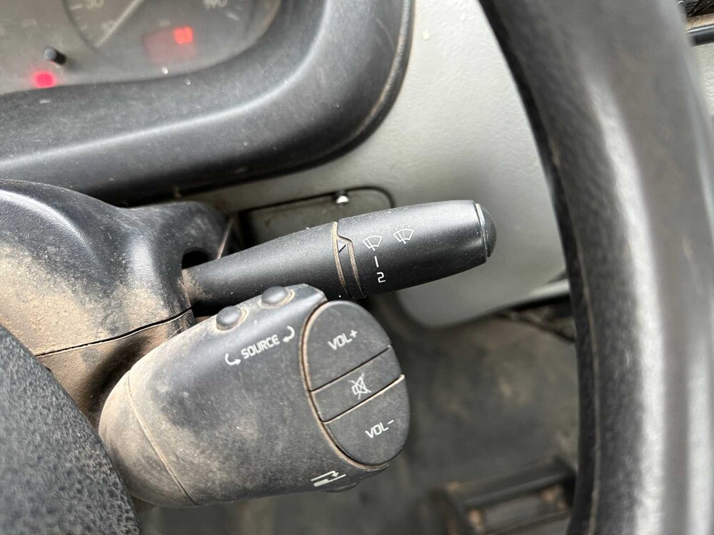 Renault Trucks Mascott 110.35 413 106hp 2004, 97-BN-BP