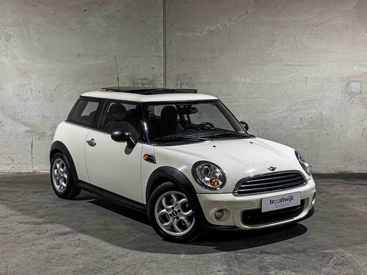 Mini 1.6 One 98hp 2011, S-637-TT