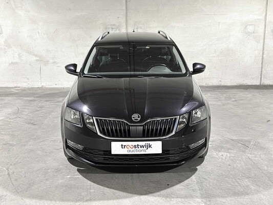 Skoda Octavia Combi 1.6 TDI Greentech Clever Edition 116hp 2019, XH-195-J