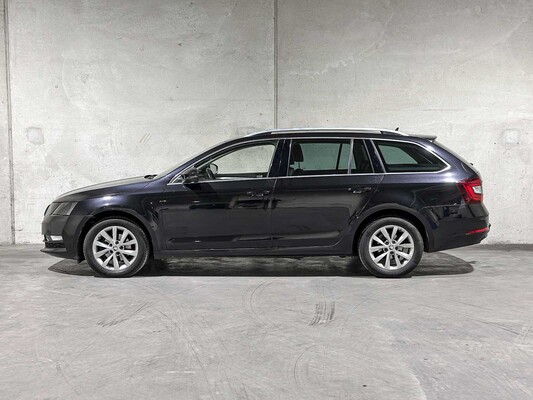 Skoda Octavia Combi 1.6 TDI Greentech Clever Edition 116hp 2019, XH-195-J