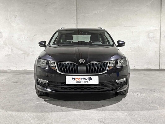 Skoda Octavia Combi 1.6 TDI Greentech Clever Edition 116hp 2019, XH-195-J