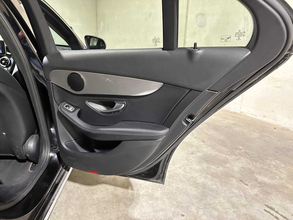 Mercedes-Benz C350e Business Solution 211hp 2018 C-Class, SR-747-S