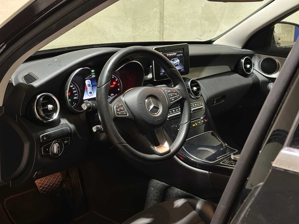 Mercedes-Benz C350e Business Solution 211hp 2018 C-Class, SR-747-S