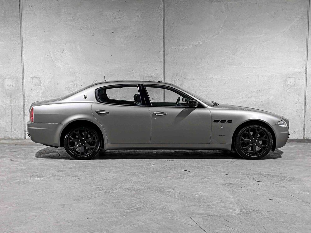 Maserati Quattroporte 4.2 V8 Duo Select 401hp 2005, 13-RL-XN Youngtimer