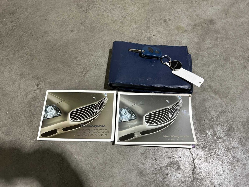 Maserati Quattroporte 4.2 V8 Duo Select 401hp 2005, 13-RL-XN Youngtimer