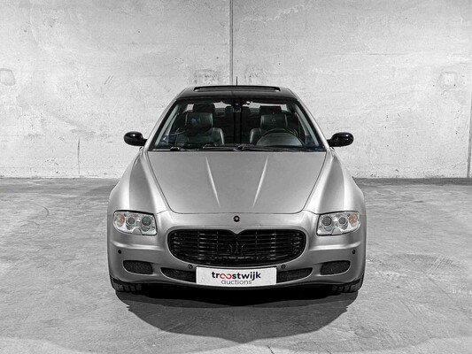 Maserati Quattroporte 4.2 V8 Duo Select 401hp 2005, 13-RL-XN Youngtimer