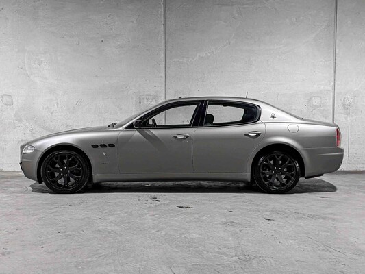 Maserati Quattroporte 4.2 V8 Duo Select 401hp 2005, 13-RL-XN Youngtimer