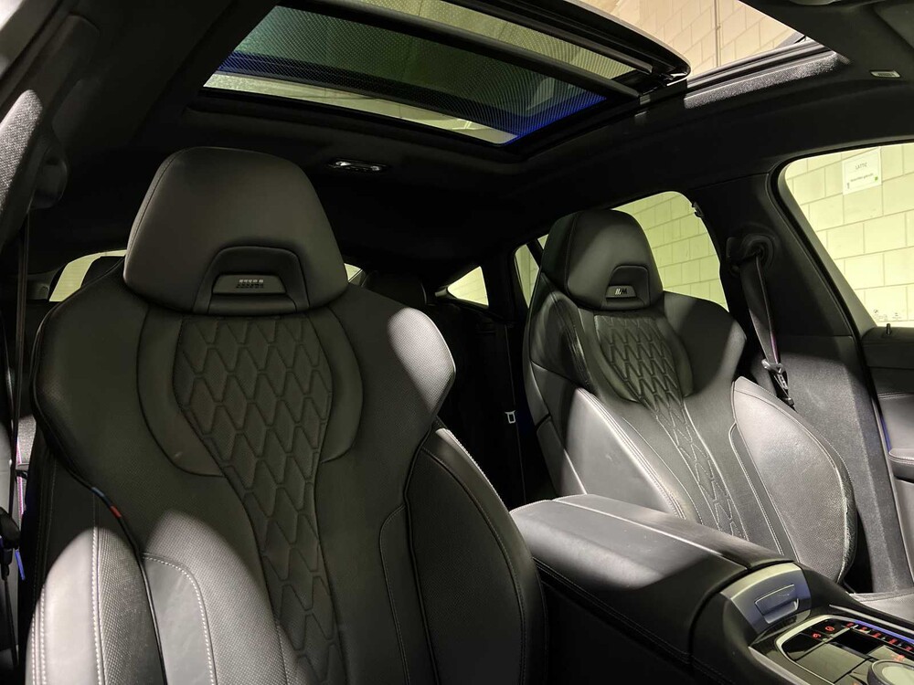 BMW X6 M50i 4.4 V8 High Executive 530hp 2021, L-865-KV