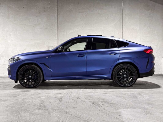 BMW X6 M50i 4.4 V8 High Executive 530hp 2021, L-865-KV