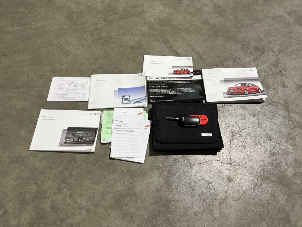 Audi A1 1.4 TFSI 119g. Attraction Pro Line Business 122PS 2010, 25-NRD-8