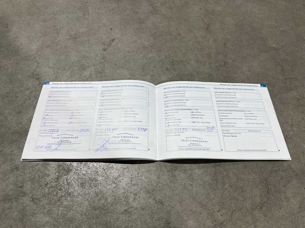 Audi A1 1.4 TFSI 119g. Attraction Pro Line Business 122PS 2010, 25-NRD-8