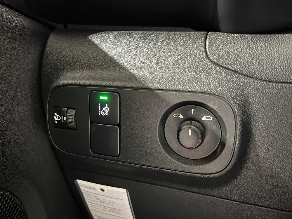 Citroen C3 1.2 PT S&S Shine 110hp 2017, PG-476-R