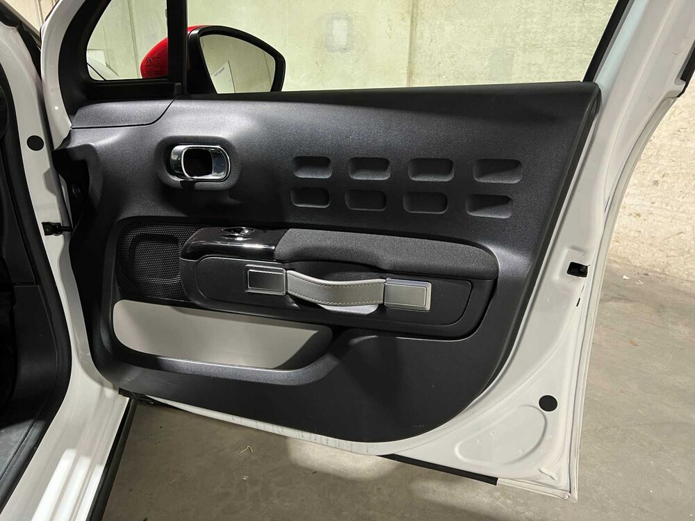 Citroen C3 1.2 PT S&S Shine 110hp 2017, PG-476-R