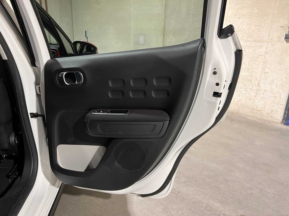 Citroen C3 1.2 PT S&S Shine 110hp 2017, PG-476-R