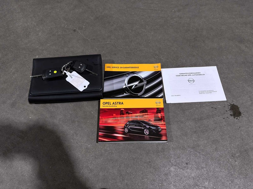 Opel Astra 1.4 Turbo Sport 140PS 2012, 49-XNS-9