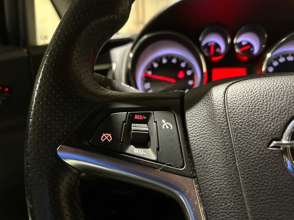 Opel Astra 1.4 Turbo Sport 140PS 2012, 49-XNS-9