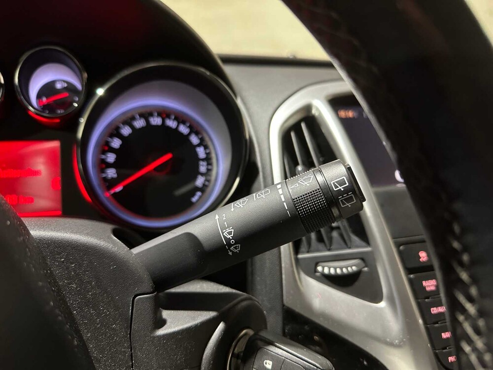 Opel Astra 1.4 Turbo Sport 140PS 2012, 49-XNS-9