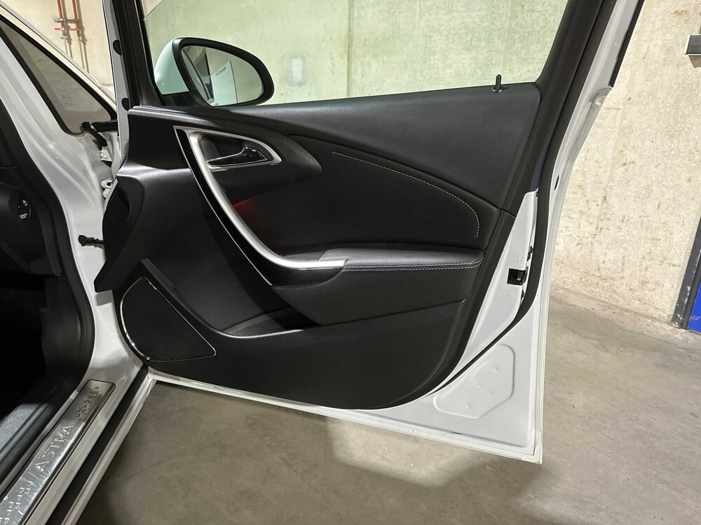 Opel Astra 1.4 Turbo Sport 140PS 2012, 49-XNS-9