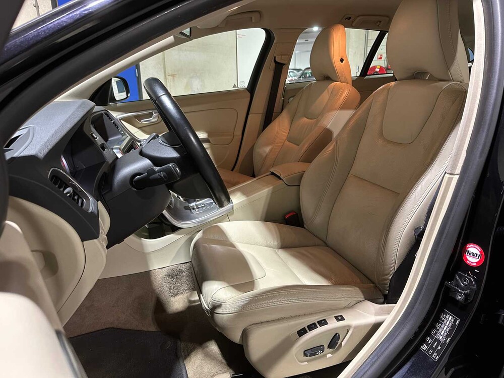 Volvo V60 1.6 T4 Summum 179PS 2011, 51-PFF-4