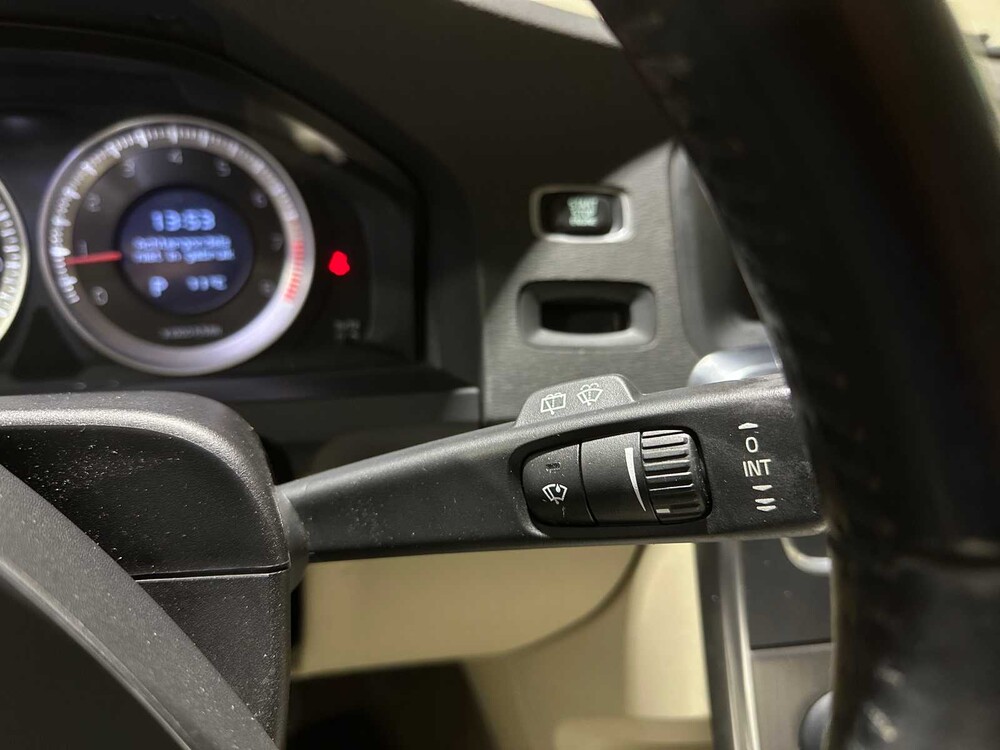 Volvo V60 1.6 T4 Summum 179PS 2011, 51-PFF-4