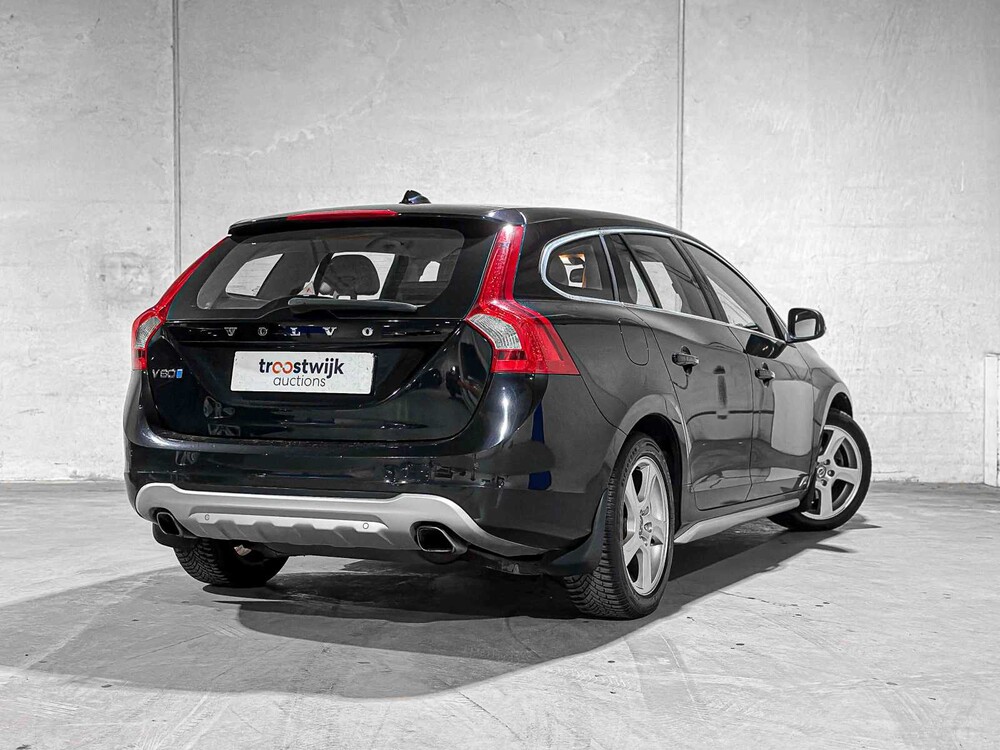 Volvo V60 1.6 T4 Summum 179PS 2011, 51-PFF-4