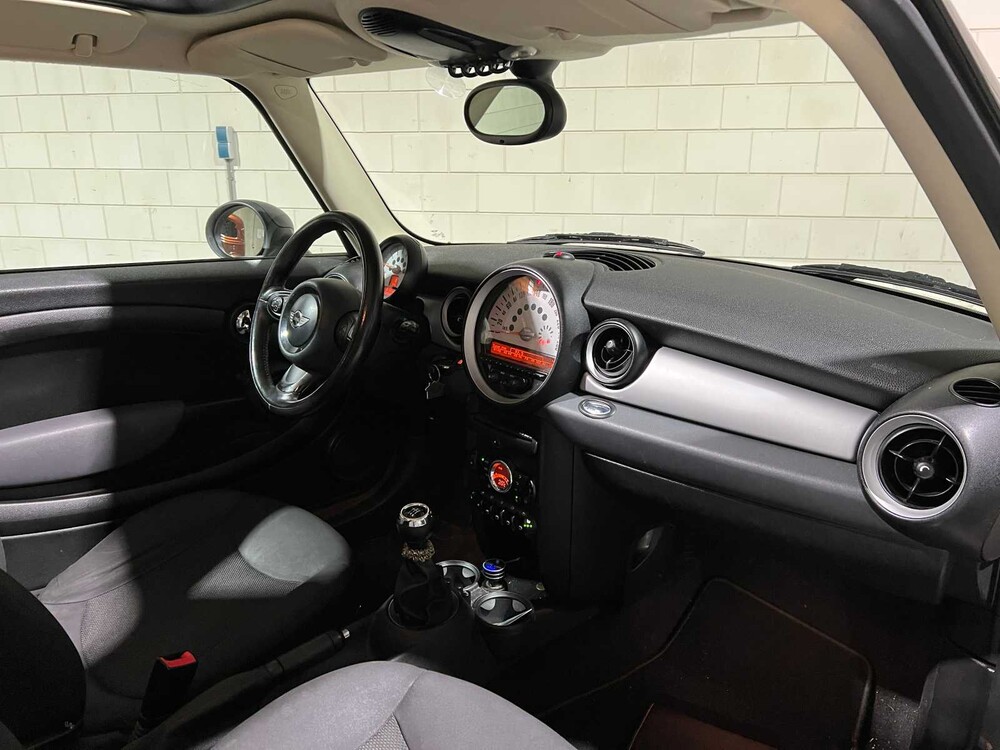 Mini 1.6 One 98PS 2011, S-637-TT