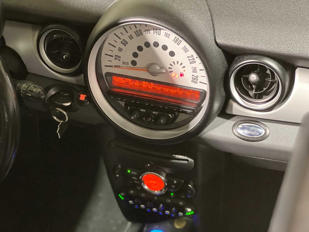 Mini 1.6 One 98PS 2011, S-637-TT